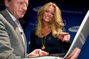 Inge de Bruijn onthult Samsung laptops