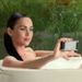 Megan Fox doet het met Motorola