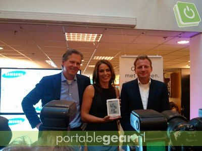 Heleen van Royen en Samsung tonen Samsung E60
Heleen van Royen en Samsung tonen Samsung E60