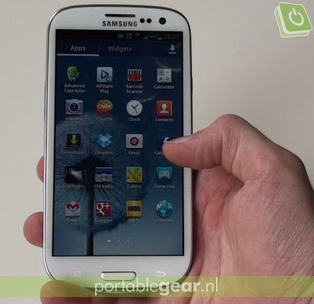 Samsung Galaxy S3: 4,8-inch SuperAMOLED-display
