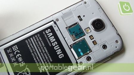 Samsung Galaxy S4: microSD-kaartslot & uitneembare batterij