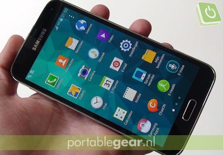 Samsung Galaxy S5: 5,1-inch SuperAMOLED Full HD-display