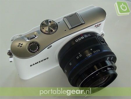 Samung NX100 White