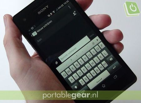 Sony Xperia V: on-screen toetsenbord