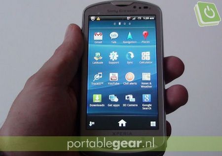 Sony Ericsson Xperia pro: 3,7-inch BRAVIA Mobile-touchdisplay
